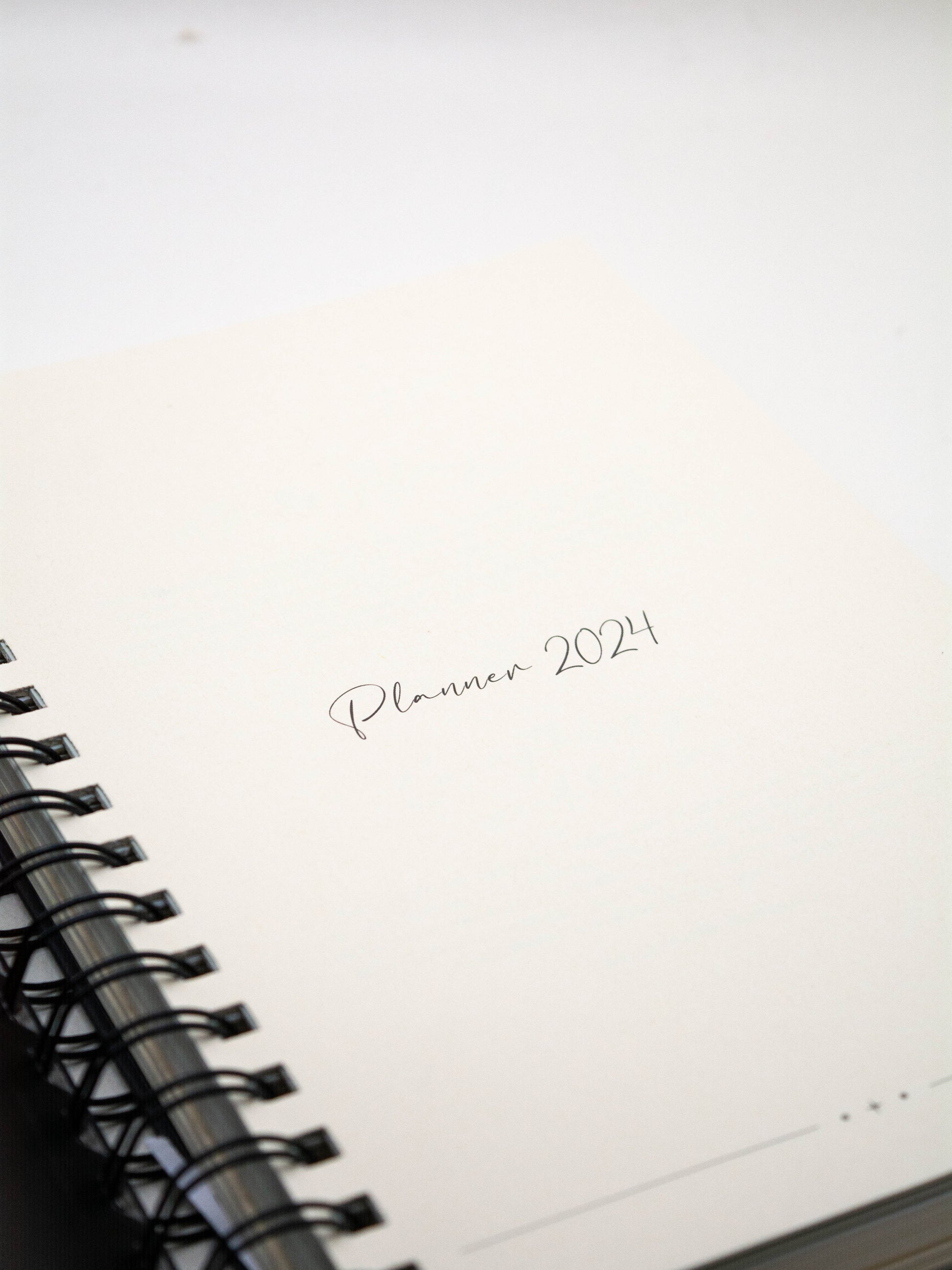 Agenda journalier long - Travers - 2024 - Agenda année civile - Creavea